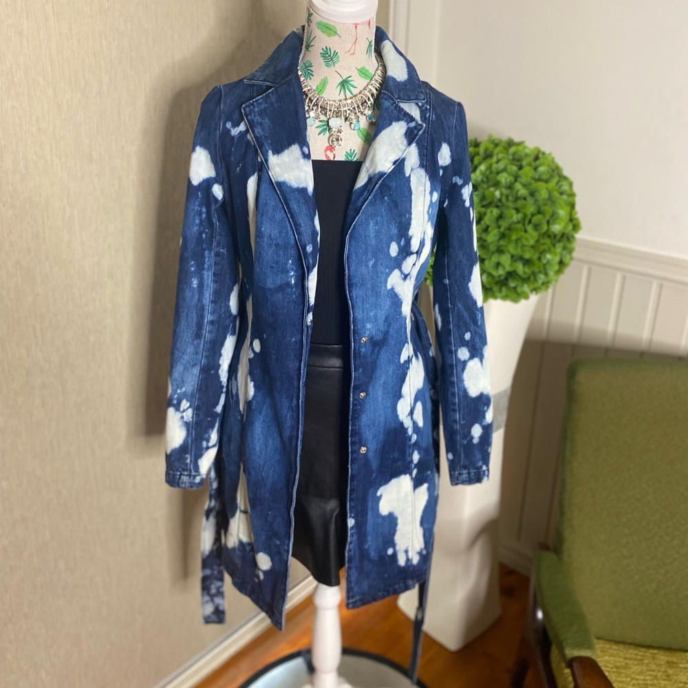 Gorgeous I.AM.GIA denim jacket, size XS. BNWOT. - Picture 1 of 12